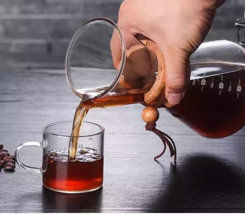 قمع زجاج لتقطير القهوة المختصة