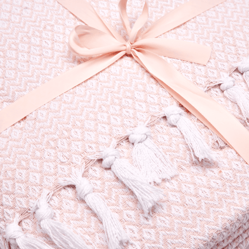 بطانية خفيفة نفرين وردي فاتح