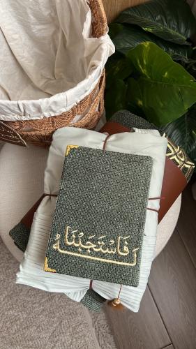 بوكس طقم صلاه / زيتي