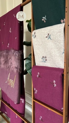 شال شتوي مطرز جوخ /الوان