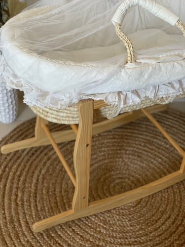 سلة موسى سرير مواليد باللون السكري