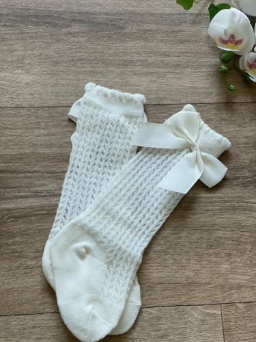 جوارب باللون السكري