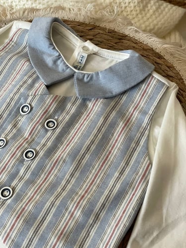 أفرول ولادي بصدرية باللون السماوي قطعة واحدة