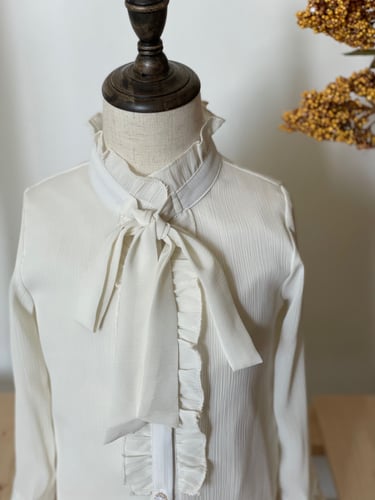 قميص آنيقة باللون السكري