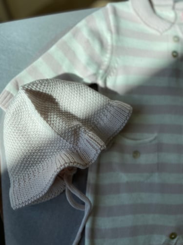 طقم تريكو مواليد بناتي ( 2 قطعة )