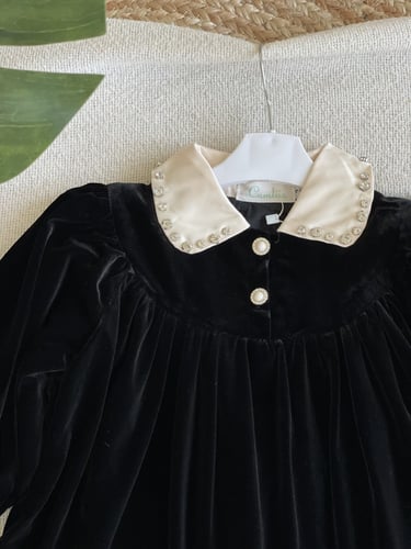 فستان شتوي مخمل اسود