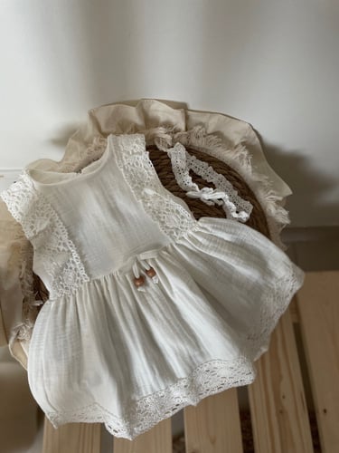 فستان سكري بأطراف الدانتيل مع ربطة شعر 2 قطعة