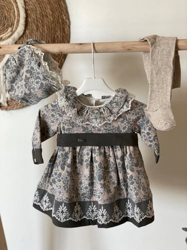 طقم مواليد أسباني 3 قطع باللون الرمادي الغامق