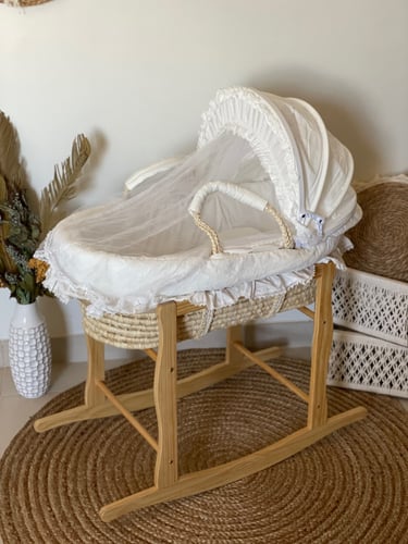 سلة موسى سرير مواليد باللون السكري