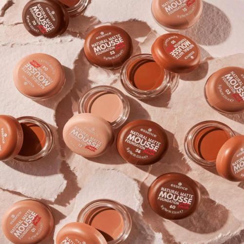 Essenes - Natural Matte Moist Foundation 16 g