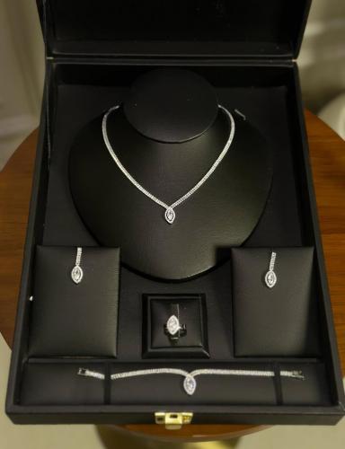 طقم اكسسوار A1526