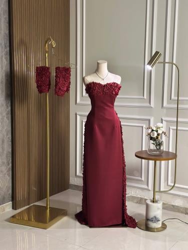 6731- فستان سهرة فاخر بتفاصيل وردية ثلاثية الأبعاد