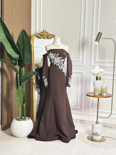 7291 - فستان سهرة راقٍ بلون بني مبهر