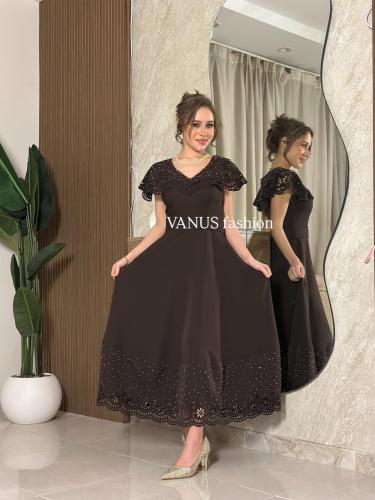 6984 - فستان ناعم بتصميم جميل ولمسات دانتيل