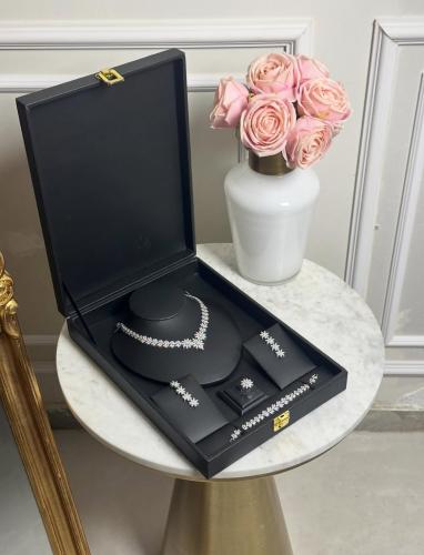 طقم اكسسوار A1518