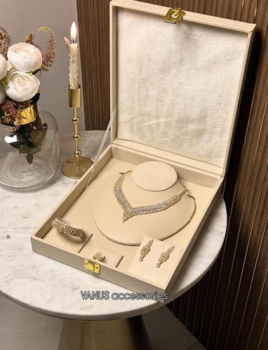 طقم اكسسوار A1401