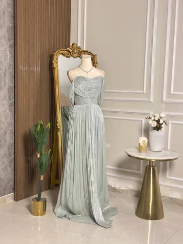 6806 -فستان فانوس بليسيه بلون أخضر نعناعي هادئ