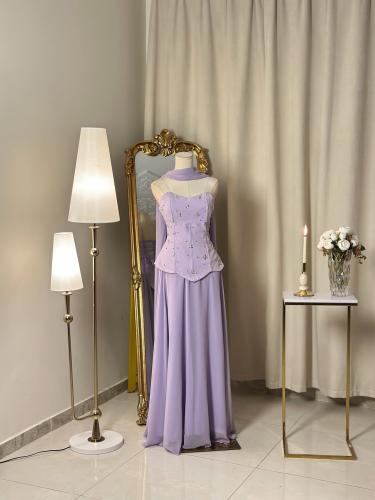 6428- فستان لافندر ناعم بتفاصيل أنثوية ولمسة راقية