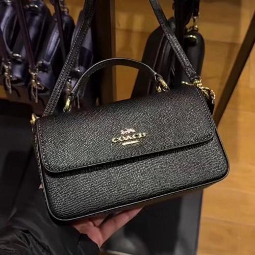 COACH CROSSBODY BAG- شنطة كوتش ميني اللون اسود