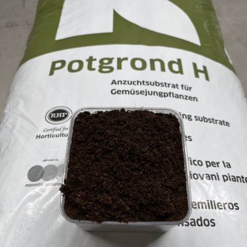 تربة زراعية ألمانية 70 لتر