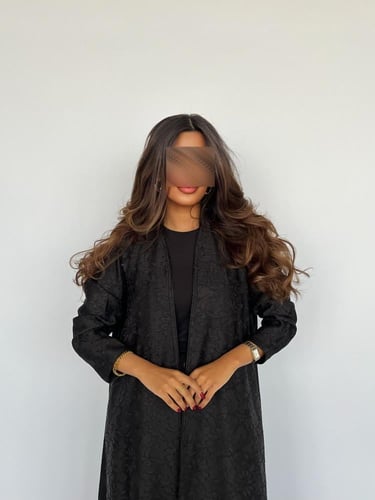 عباية سوداء مشجرة