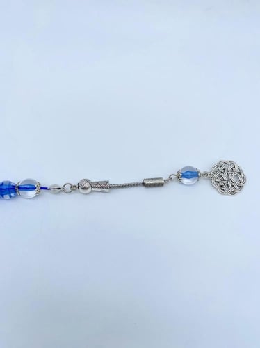 سبحة بكلايت شفافة خيط ازرق