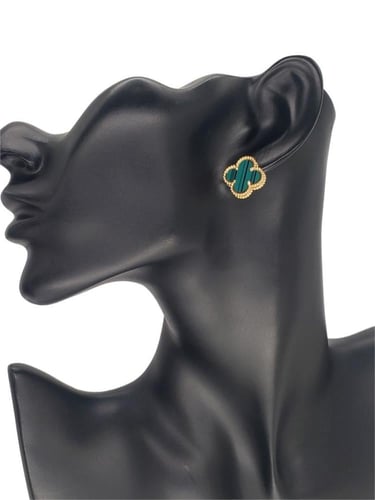 طقم فان كليف سلسال وحلق اخضر - مستوحى