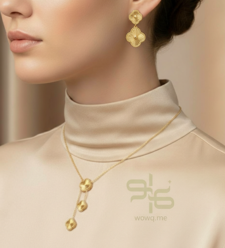 طقم فان كليف سلسال وحلق ذهبي - فضي - مستوحى