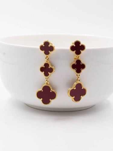 حلق فان كليف جذاب وانيق - مستوحى