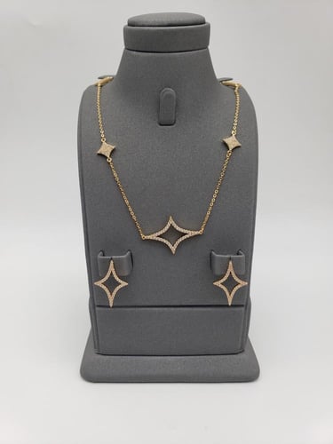 طقم سلسال وحلق زركون بتصميم عصري