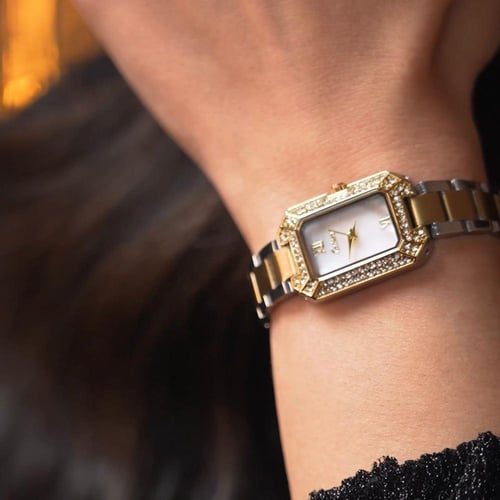 ساعة نسائية ستيل باللون الفضي والذهبي