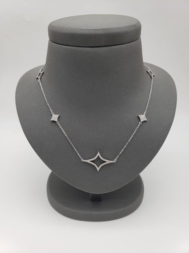 طقم سلسال وحلق زركون بتصميم عصري