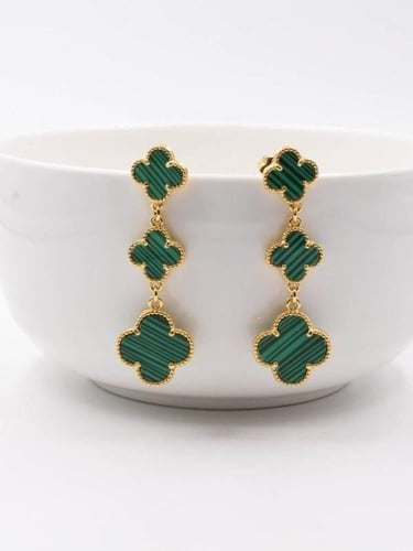 حلق فان كليف جذاب وانيق - مستوحى