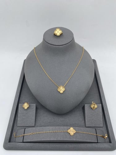 طقم فان كليف 4 قطع ذهبي- مستوحى