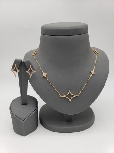 طقم سلسال وحلق زركون بتصميم عصري