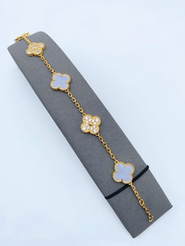 سوارة فان كليف عدة الوان - مستوحاة