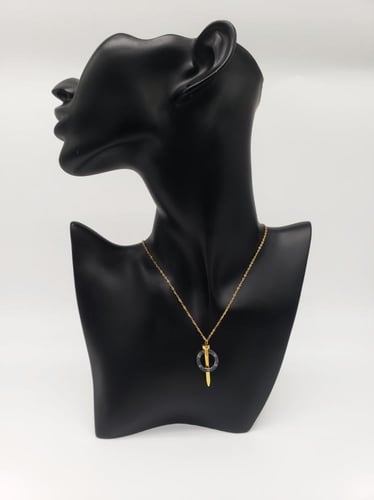 سلسال كارتير عدة الوان - مستوحى