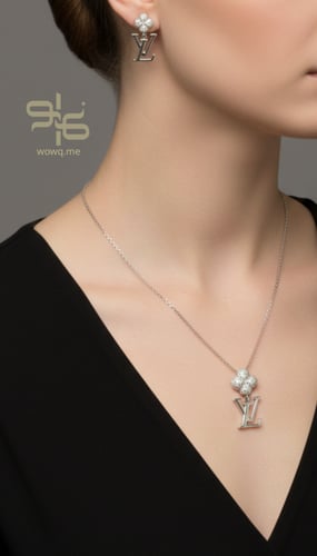 طقم سلسال وحلق بتصميم عصري ذهبي وفضي