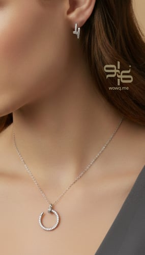 طقم سلسال وحلق بتصميم عصري ذهبي وفضي