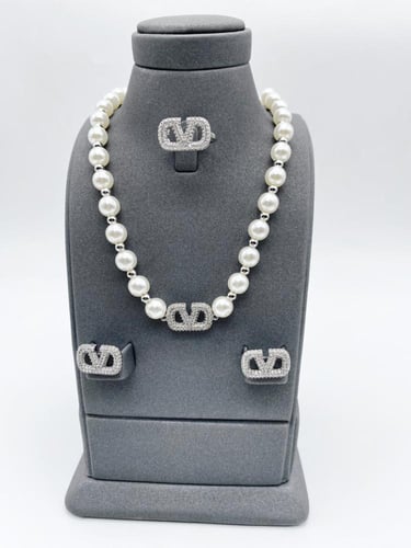 طقم فالنتينو 3 قطع - فضي, ذهبي - مستوحى