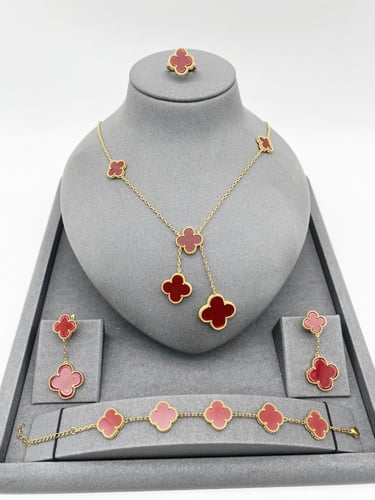 طقم فان كليف 4 قطع عدة الوان - مستوحى