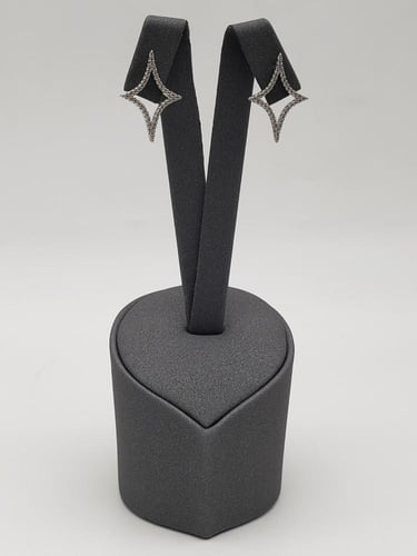 طقم سلسال وحلق زركون بتصميم عصري