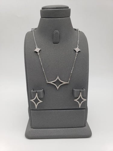 طقم سلسال وحلق زركون بتصميم عصري