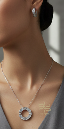 طقم سلسال وحلق بتصميم عصري فضي