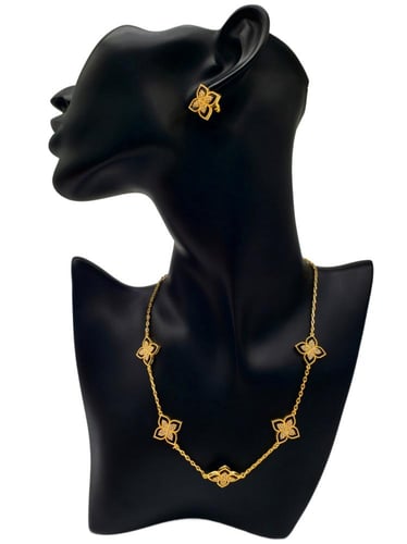 طقم روبرتو كوين - مستوحى