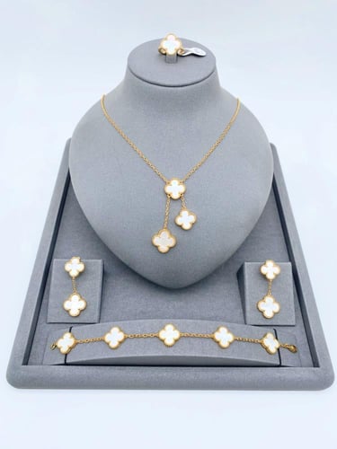 طقم فان كليف 4 قطع عدة الوان - مستوحى