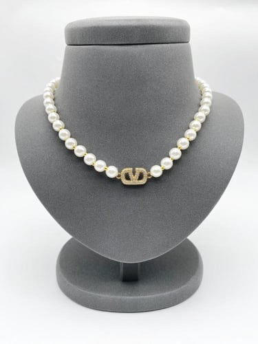 طقم فالنتينو 3 قطع - فضي, ذهبي - مستوحى