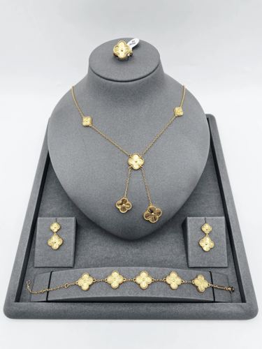 طقم فان كليف 4 قطع عدة الوان - مستوحى