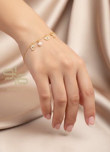 سوارة بتصميم عصري وجذاب مستوحاه من ماركة عالمية