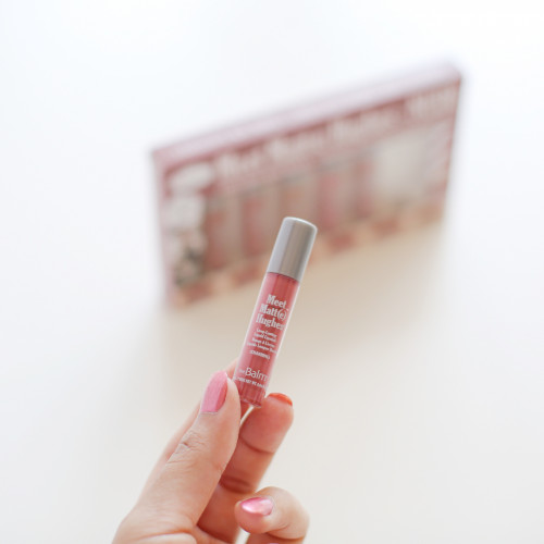 ارواج ميني سائلة ميت مات هيوز نود من ذا بالم